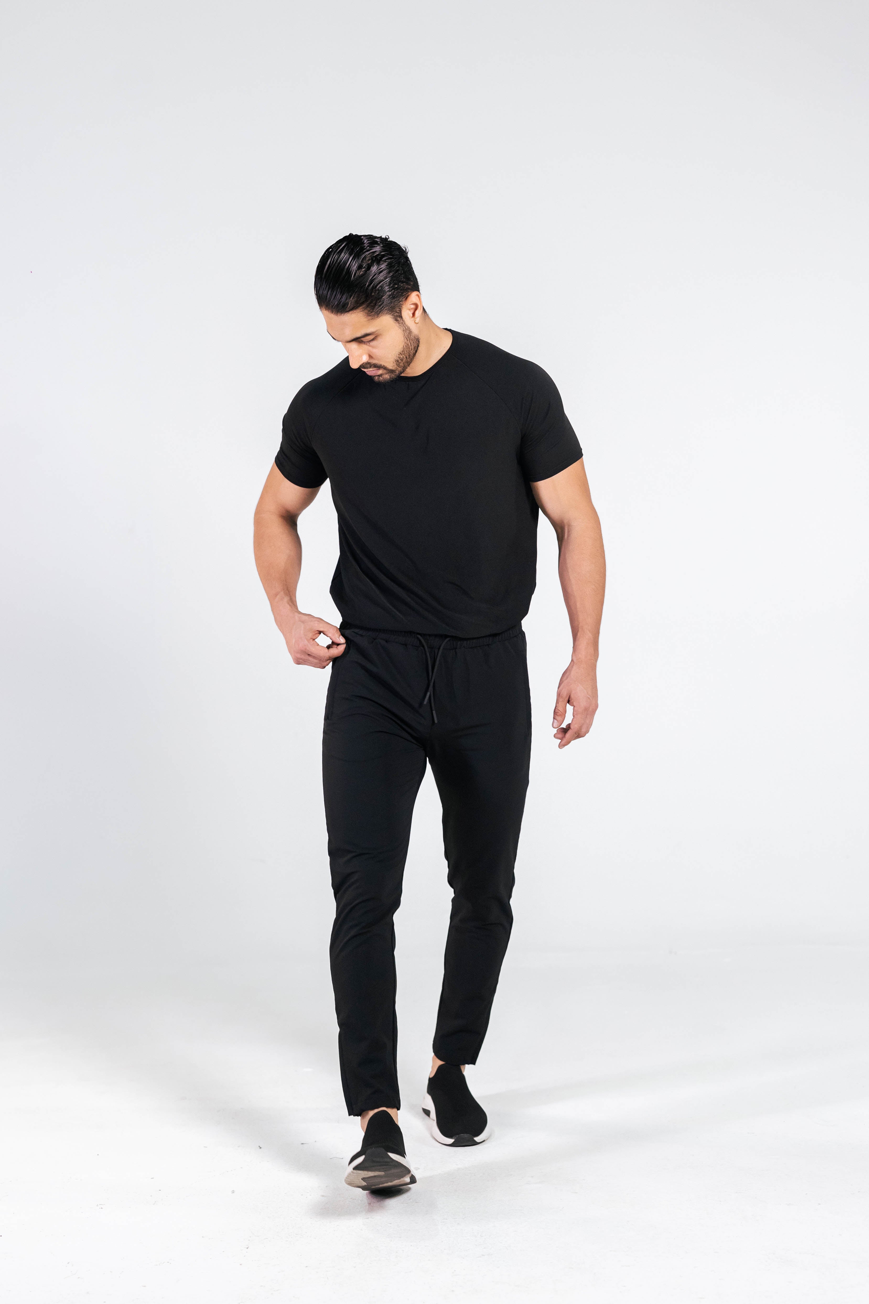 What is the best way to match a shirt with joggers? - Quora